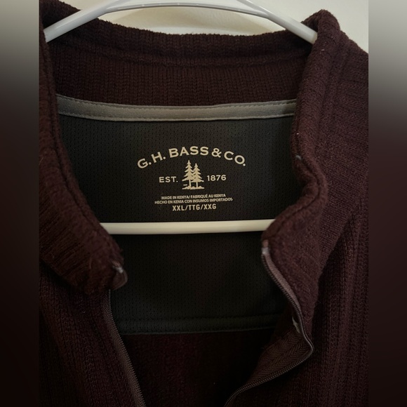G.H. Bass Men’s Quarter Zip Pullover - Picture 2 of 3